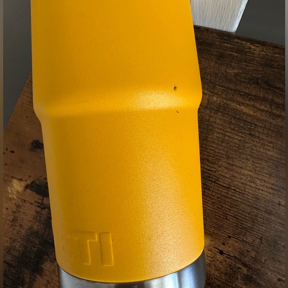 YETI 20oz Rambler Travel Mug (NO LID) - Picture 6 of 6